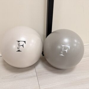 Fi.tiful space瑜珈彈力球（兩色）